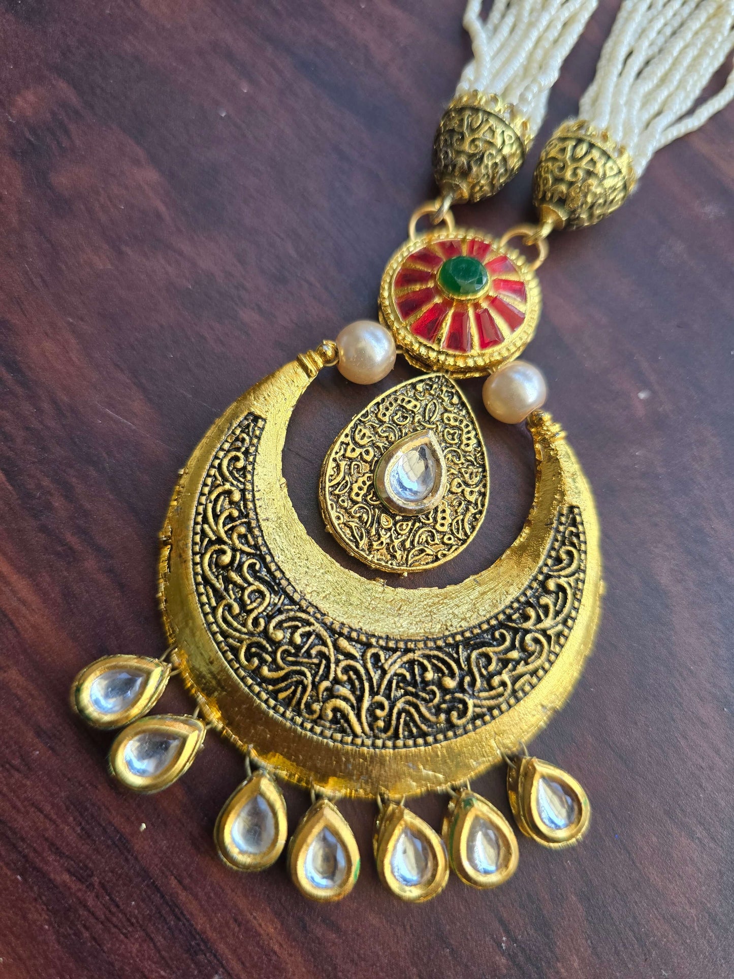 Gold Plated Kundan Set With Pearl Strings