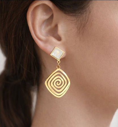 Antitarnish  Swirl Danglers
