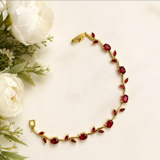Trendy Tulip Bracelet | Gold-Plated Floral Bracelet