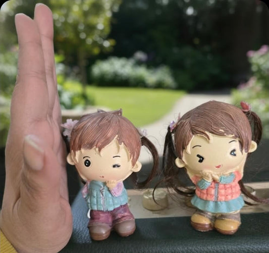 Cute Twin Girl Figurines for Home Décor | Adorable Resin Showpiece Gift