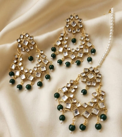 Kundan Choker set with Emerald Green Pearl Drops