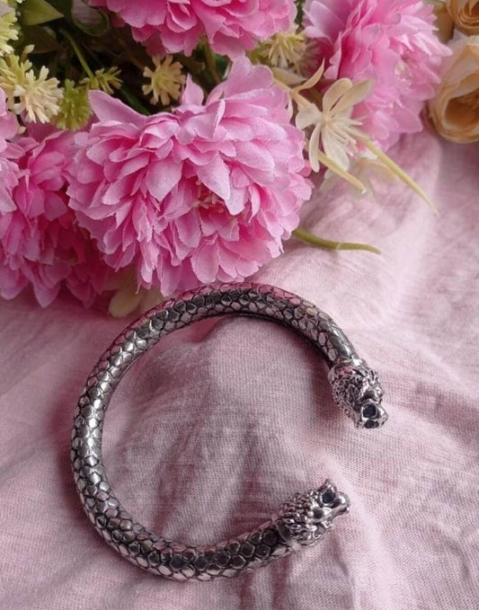 Lion Faced Oxidized Kada