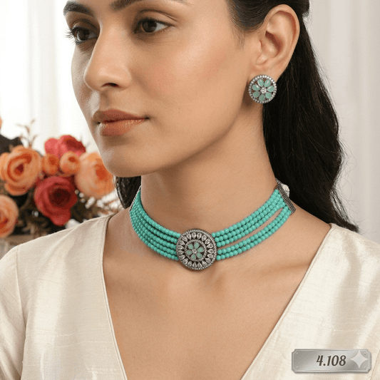 Black Polish Onyx Beads Multi-Layer Choker Necklace Set with Floral Stone Pendant & Matching Stud Earrings