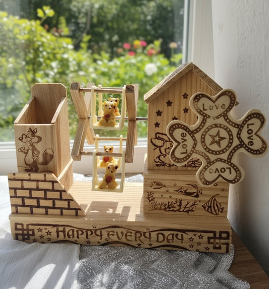 Wooden Musical Pen/Pencil Stand