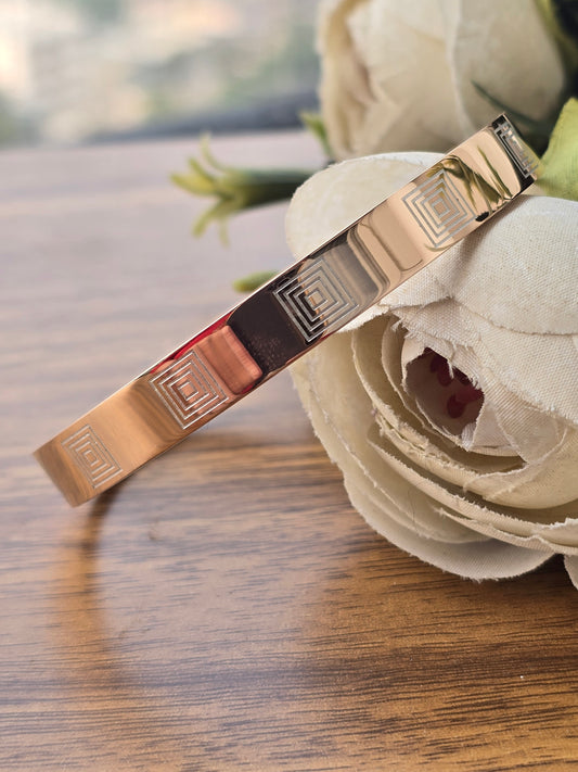 Stainless Steel Rosegold Bracelet with Square Design
