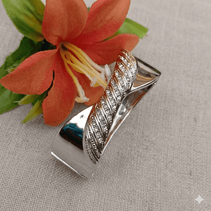 Silver-Tone Crystal Openable Bracelet – Elegant Designer Kada Bangle for Women
