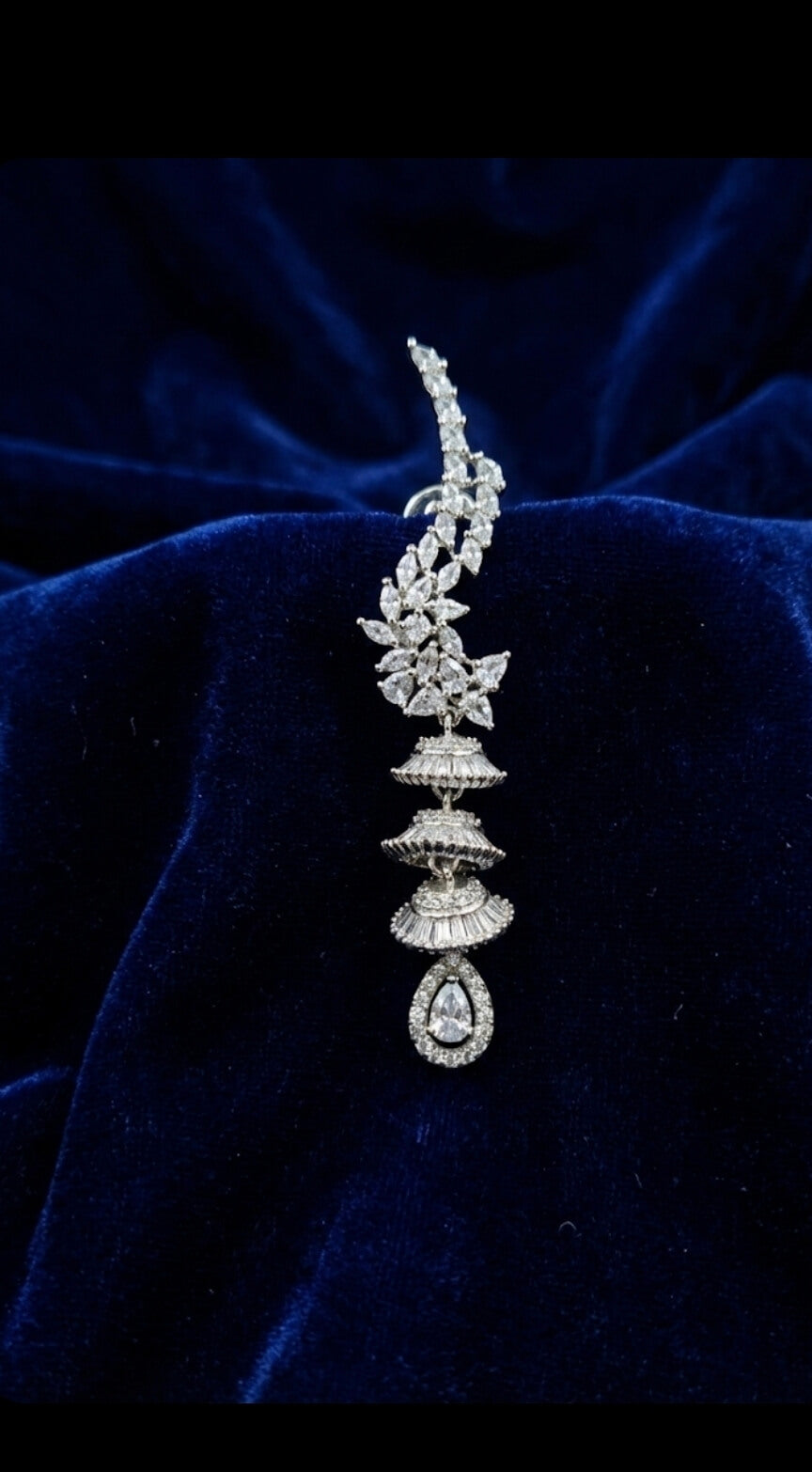 AD Three Tier Jhumka