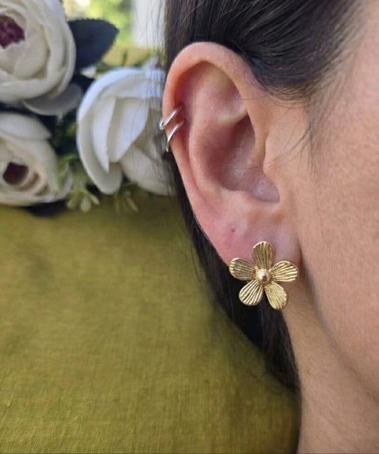 Antitarnish Flower Studs