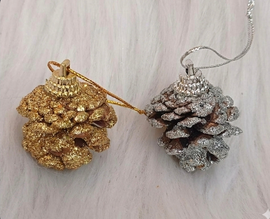 Glittery Pinecones(set of 4)